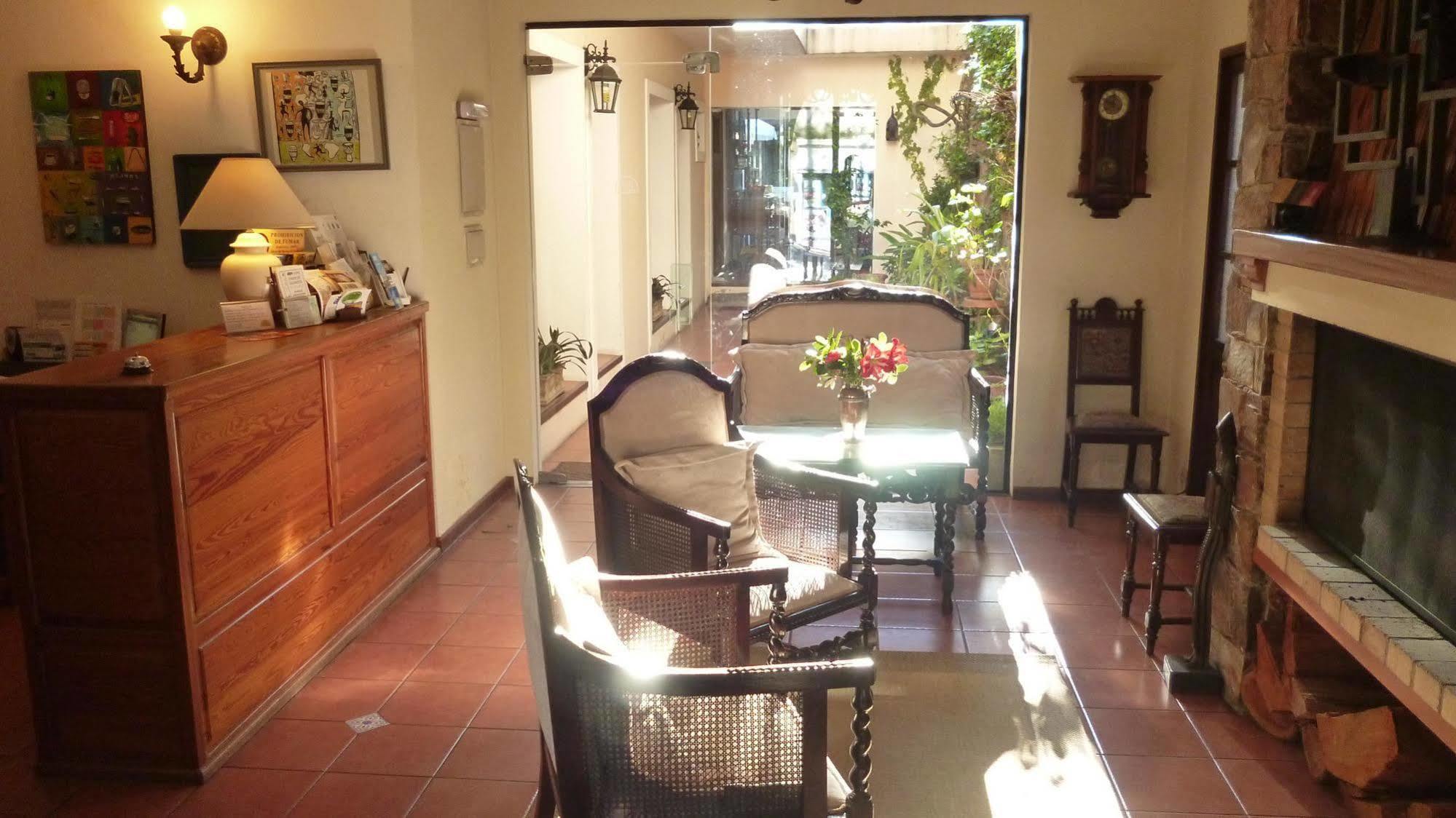 Posada Manuel Lobo Colonia del Sacramento Eksteriør billede